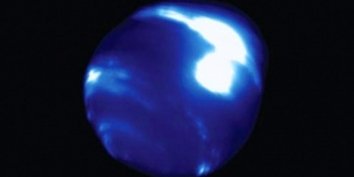 ​Ученые из Калифорнийского университета в Беркли обнаружили гигантскую вихревую систему на Нептуне, сравнимую по размерам с Землей.