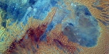 С помощью экспертов NASA американские студенты сделали снимок пустыни Сахара с борта Международной космической станции.