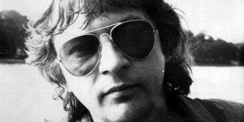 В этот день, 27 августа, не стало советского рок-музыканта Майка Науменко (18.04.1955 - 27.08.1991).