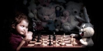 Школьник из Геленджика победил в чемпионате мира по шахматам, который проходил в Сочи с 3 по 11 декабря 2016 года.

